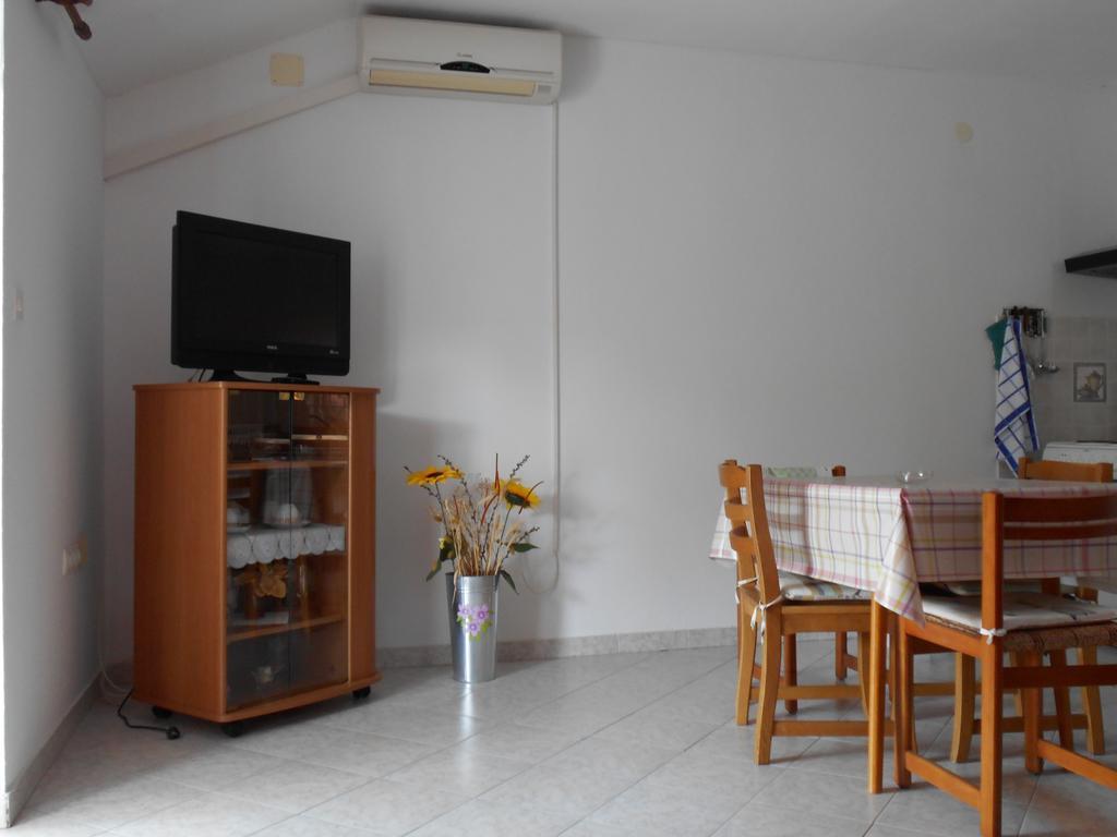 Apartment Kurelic ราบ ภายนอก รูปภาพ