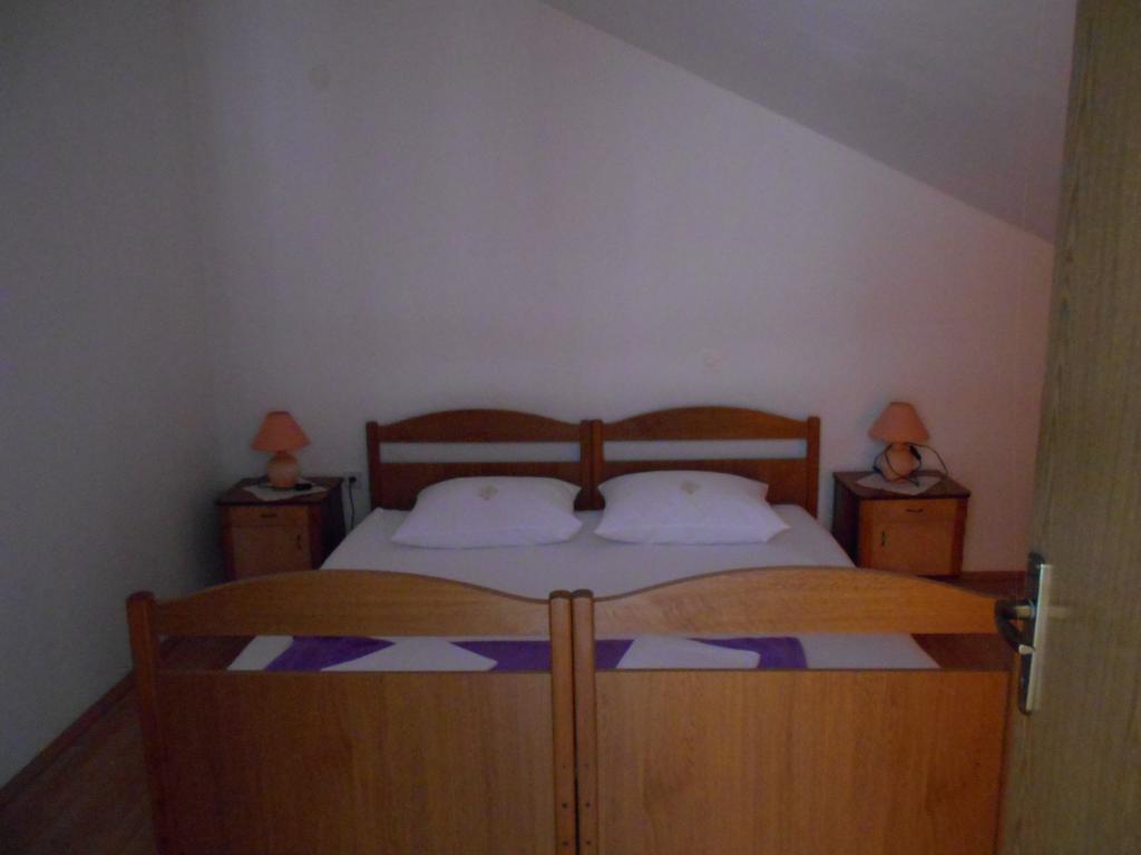 Apartment Kurelic ราบ ภายนอก รูปภาพ