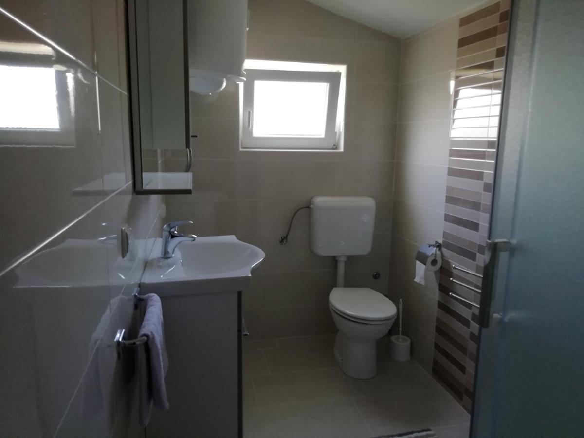Apartment Kurelic ราบ ภายนอก รูปภาพ